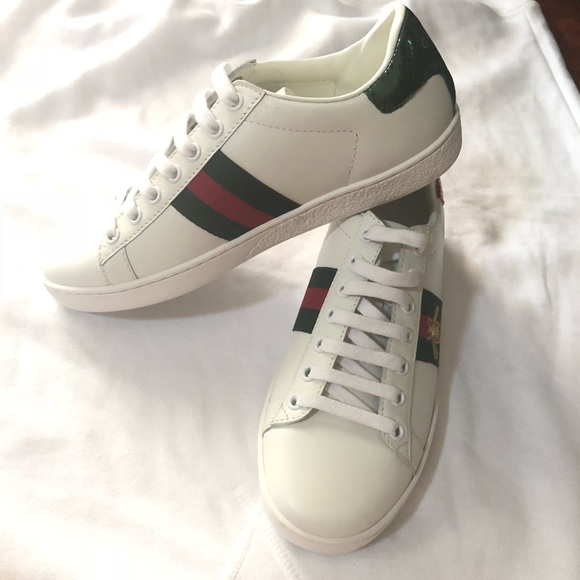 pre owned gucci sneakers